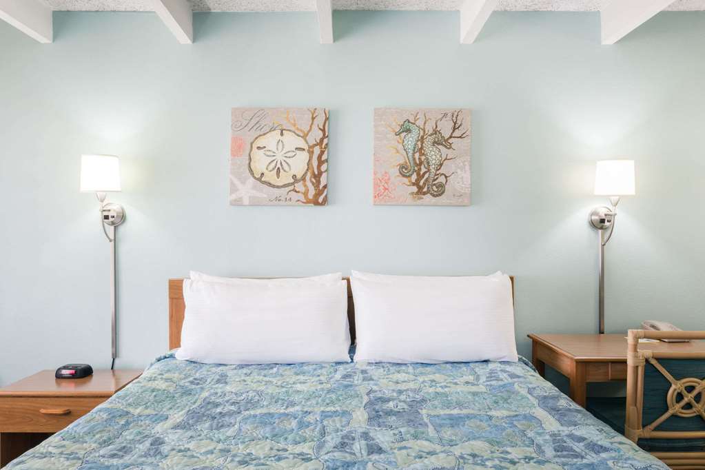 Days Inn & Suites Jekyll Island - thumb 2