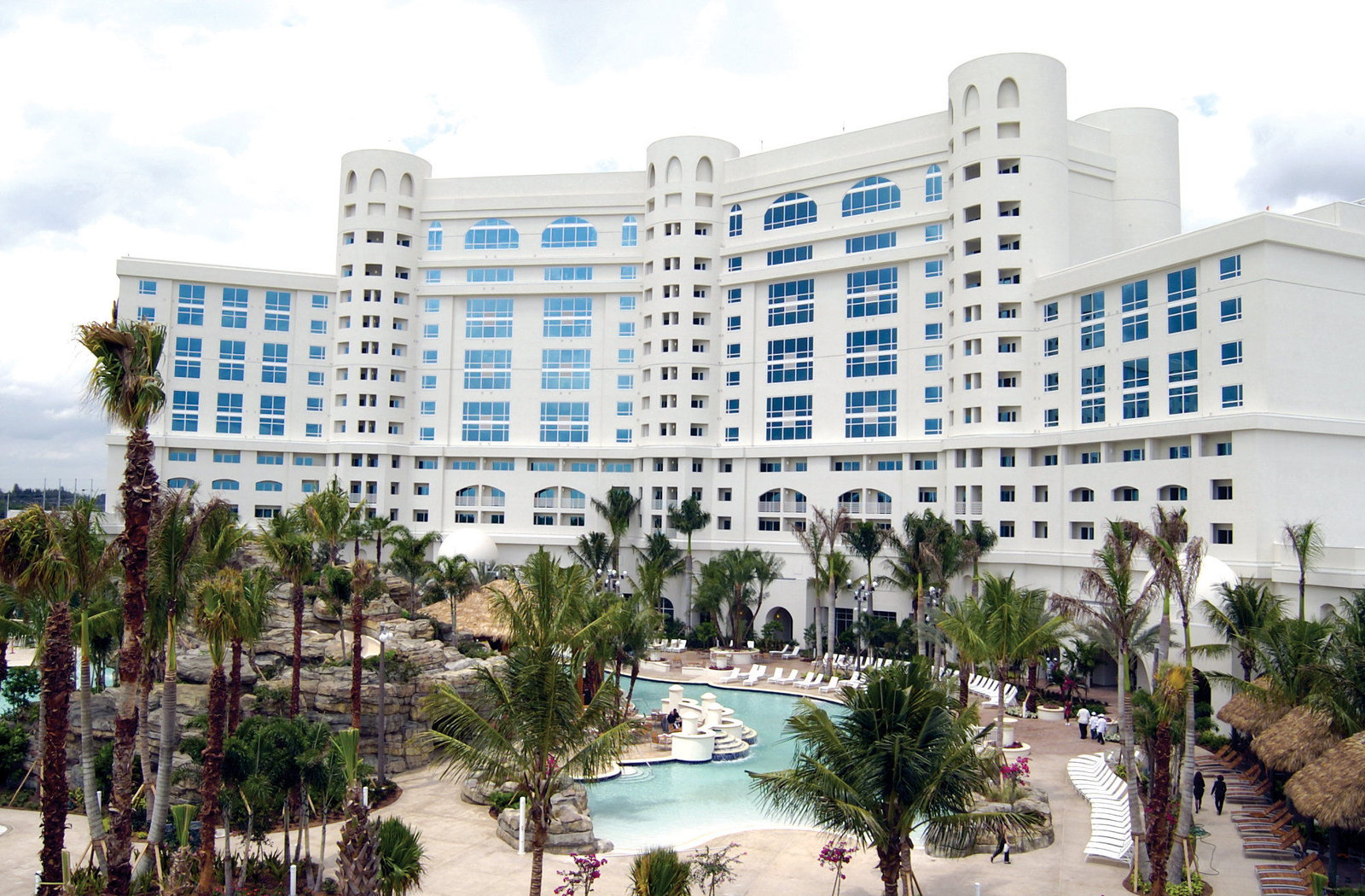 Seminole Hard Rock Hotel & Casino - thumb 9