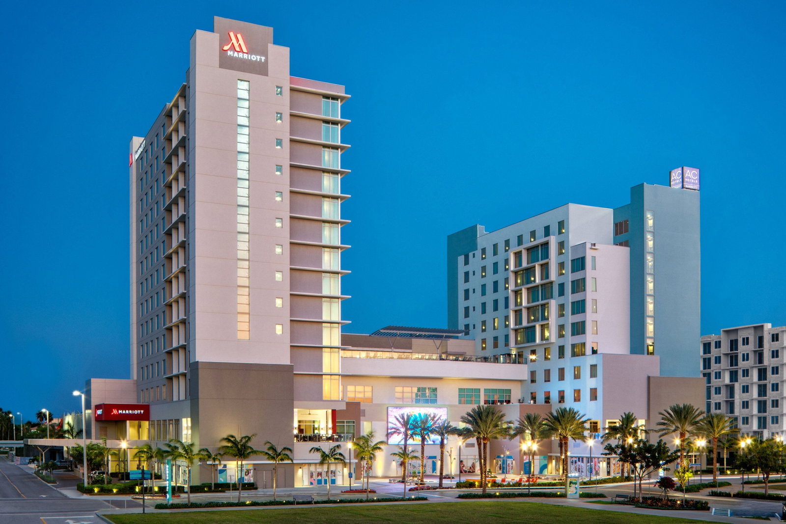 AC Hotel Fort Lauderdale Airport - thumb 1