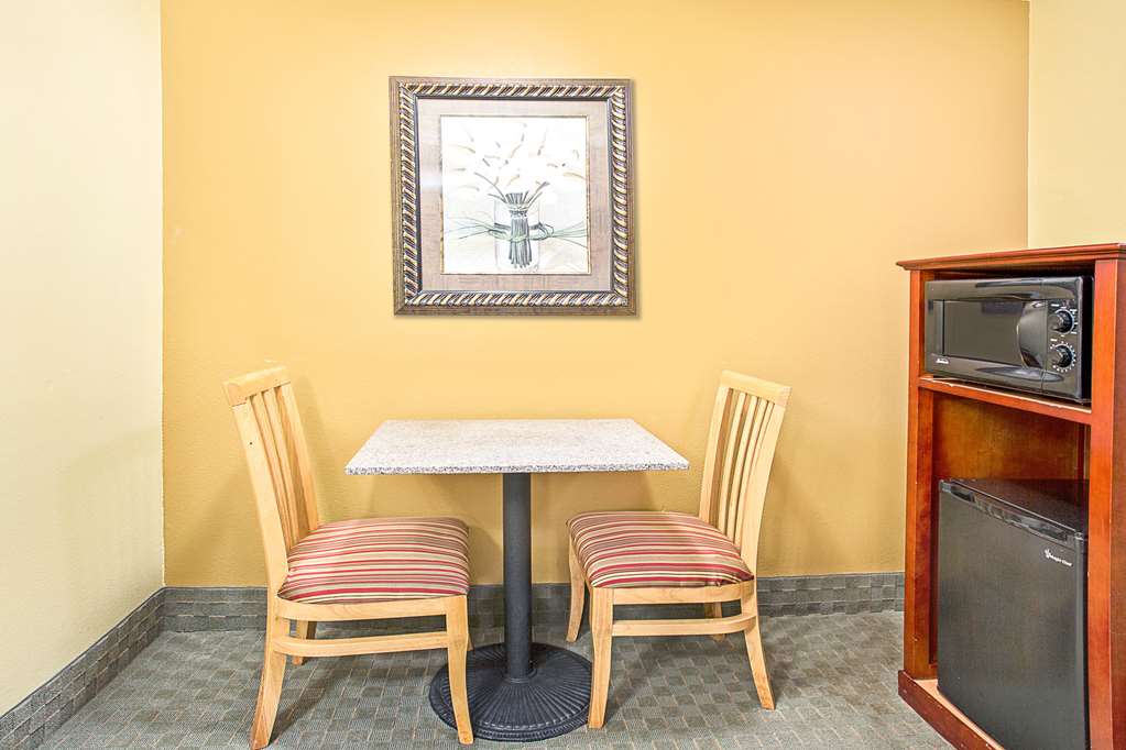 Days Inn Orange City/Deland - thumb 6