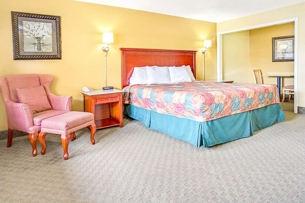 Days Inn Orange City/Deland - thumb 8