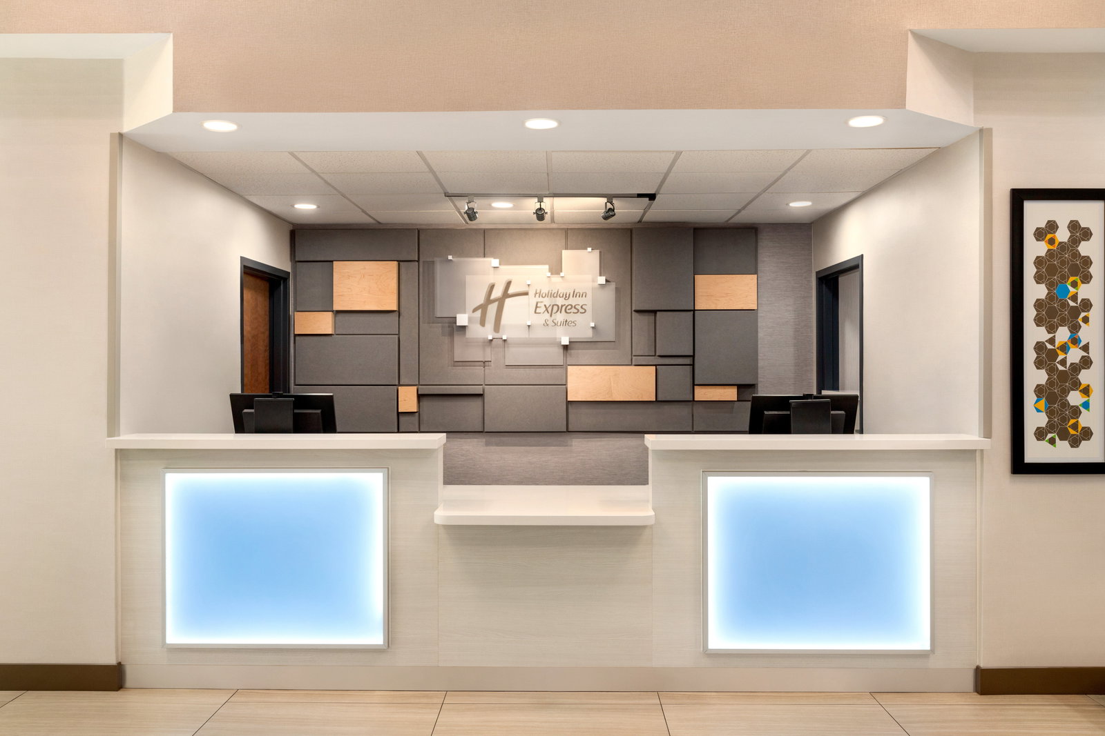 Holiday Inn Express Hotel & Suites - thumb 5
