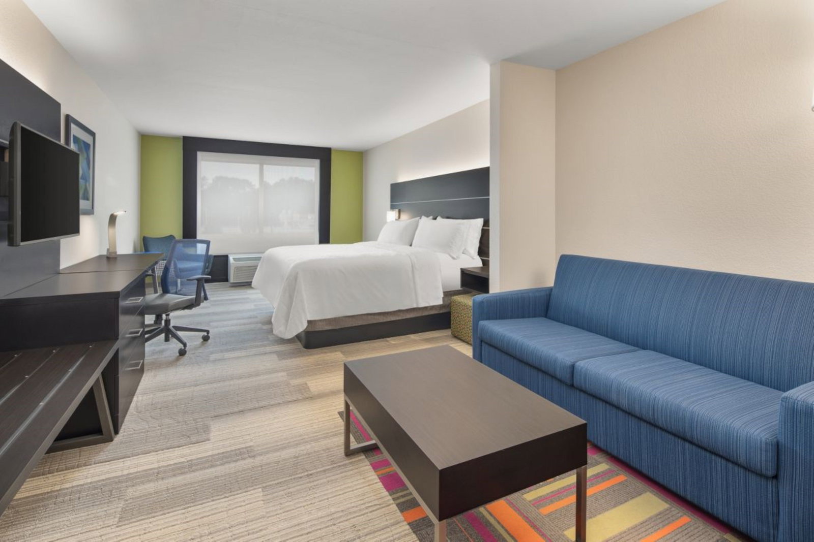 Holiday Inn Express Hotel & Suites - thumb 13