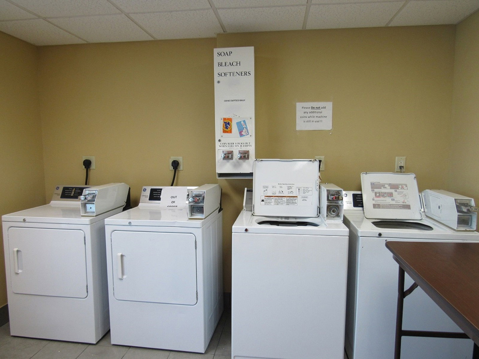 Holiday Inn Express Hotel & Suites - thumb 15