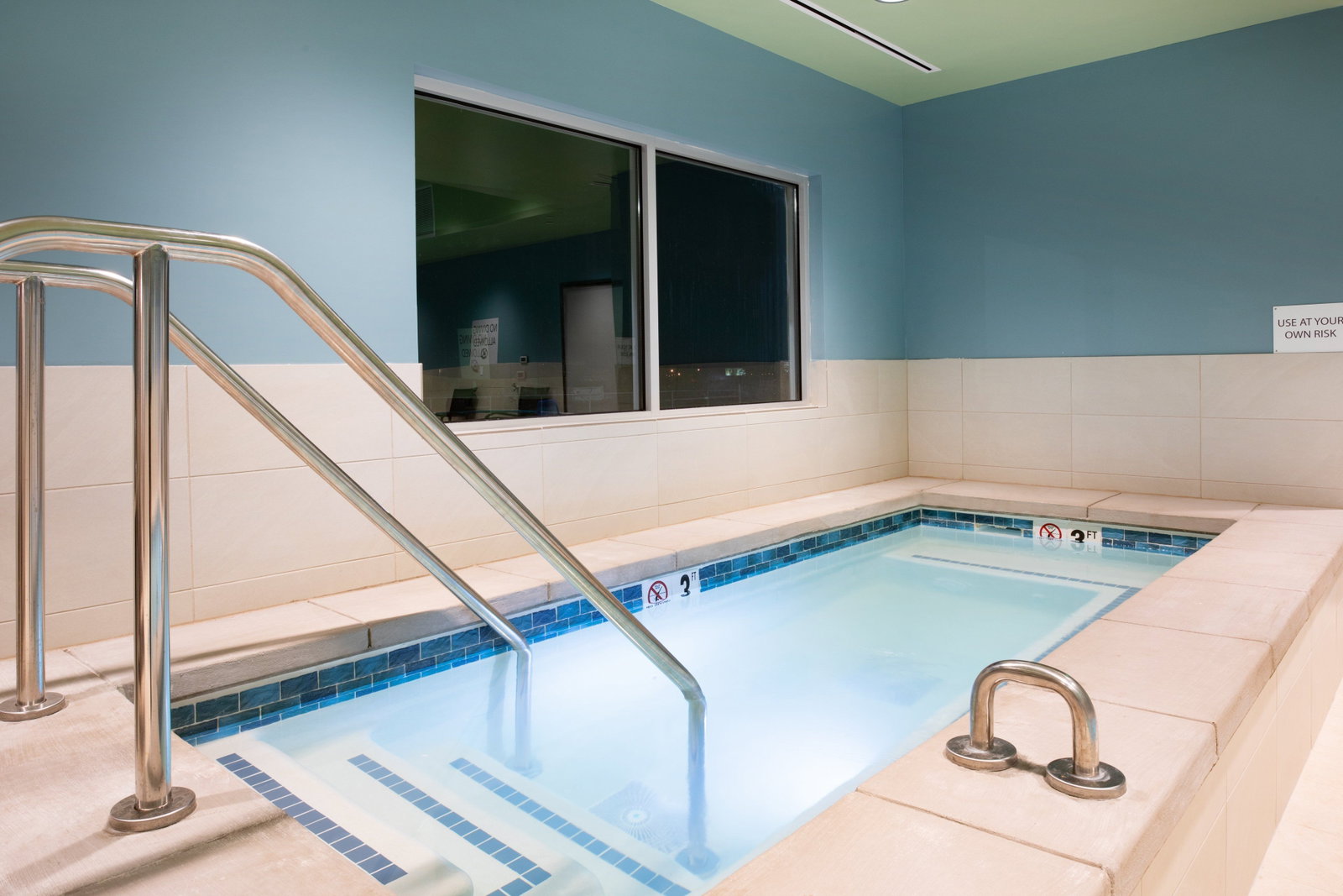 Holiday Inn Express & Suites Ely - thumb 7