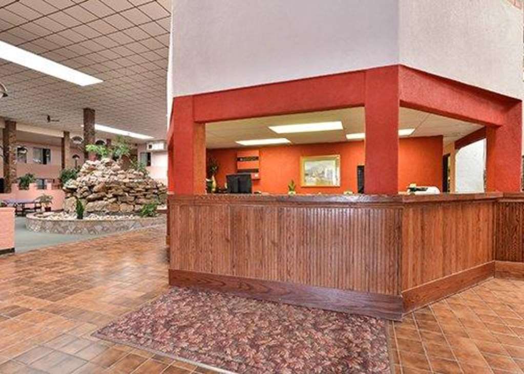 Rodeway Inn - thumb 2
