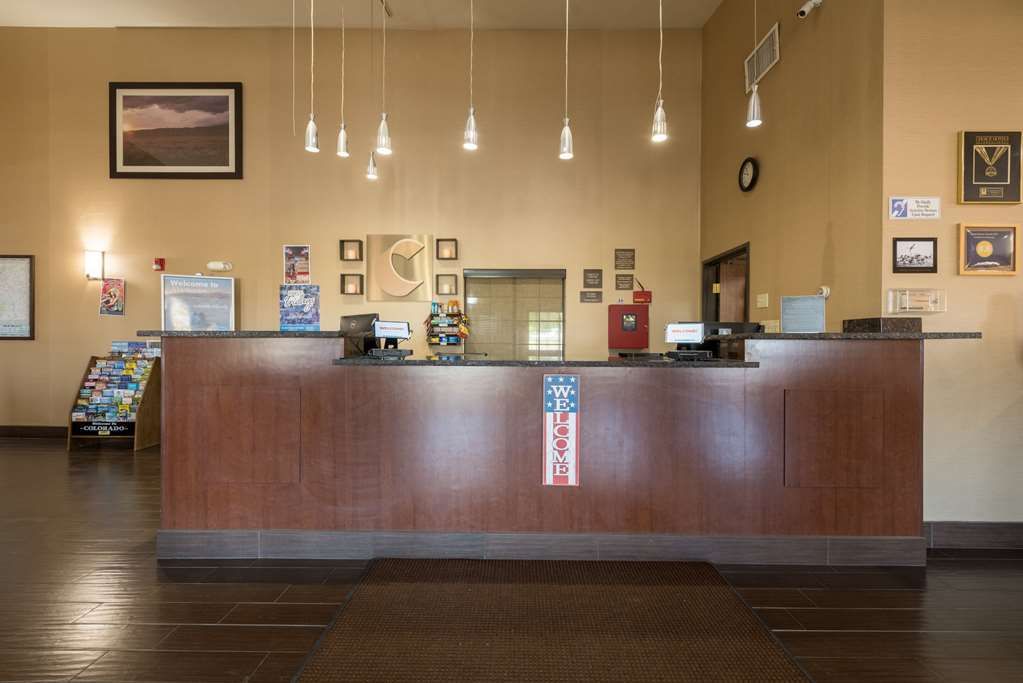 Comfort Inn & Suites - thumb 2
