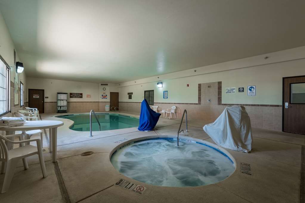 Comfort Inn & Suites - thumb 7