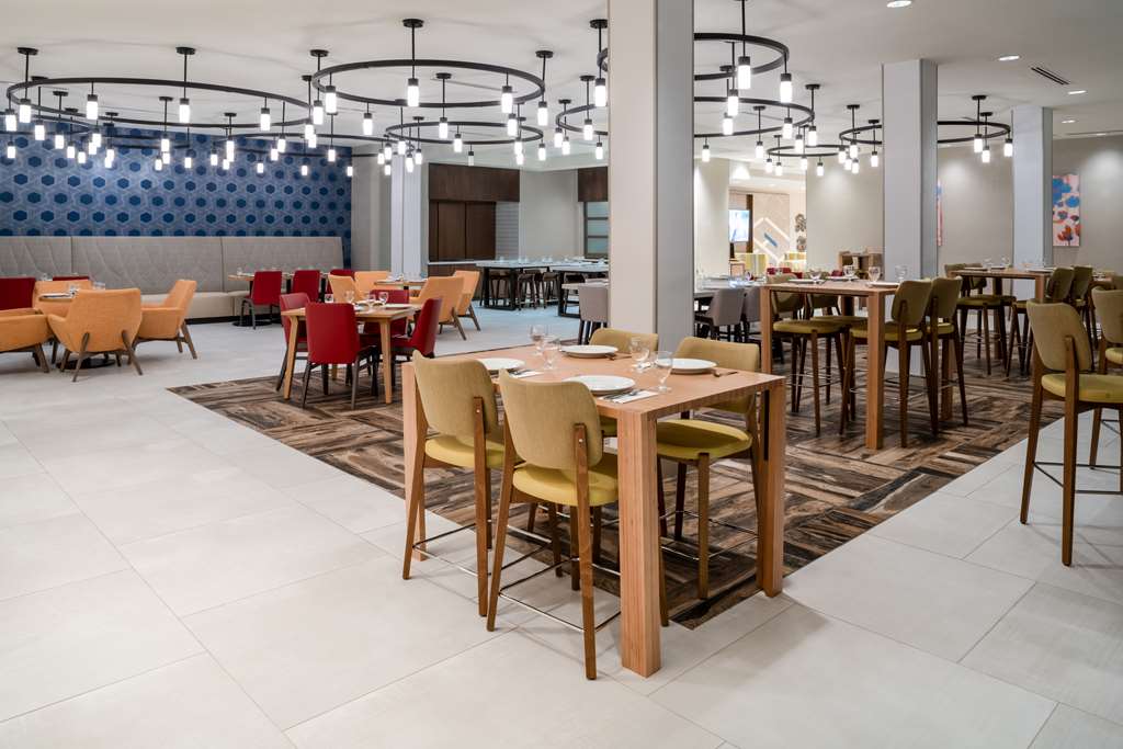 Hilton Garden Inn Brunswick - thumb 13