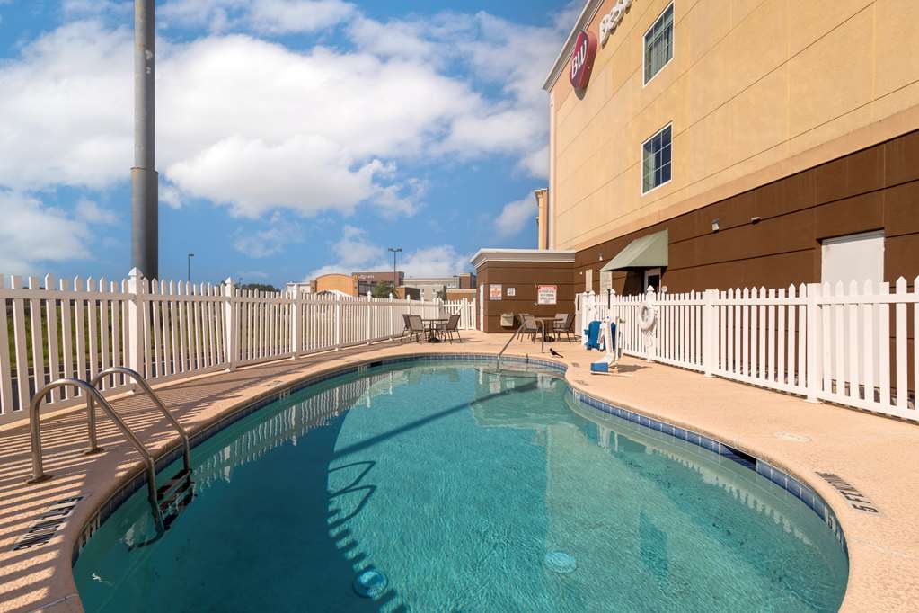 Best Western Plus Brunswick Inn & Suites - thumb 9
