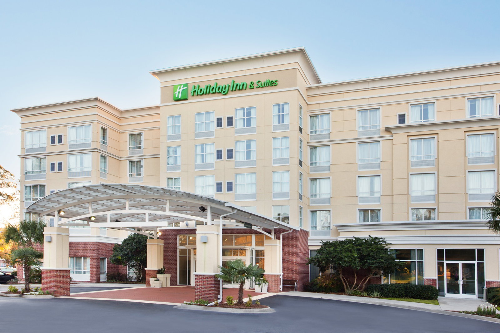 Holiday Inn Brunswick - thumb 2