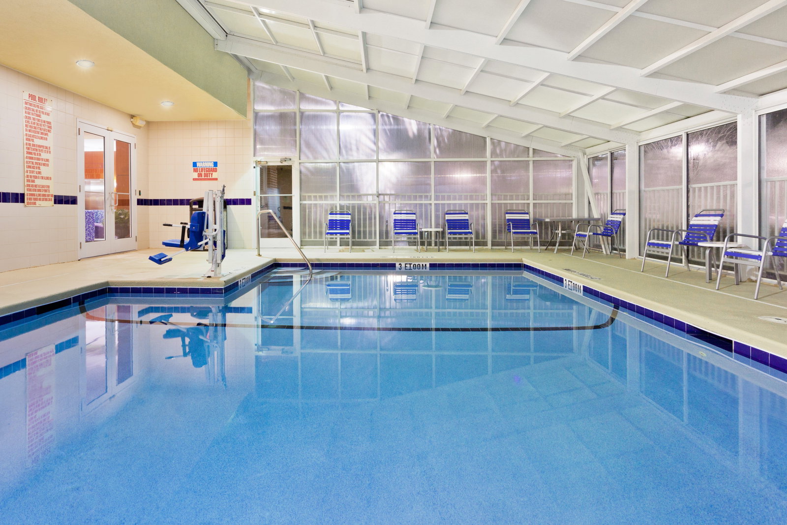 Holiday Inn Brunswick - thumb 10