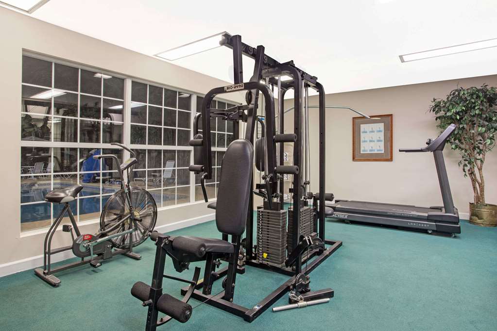 Baymont Inn & Suites Brunswick - thumb 12