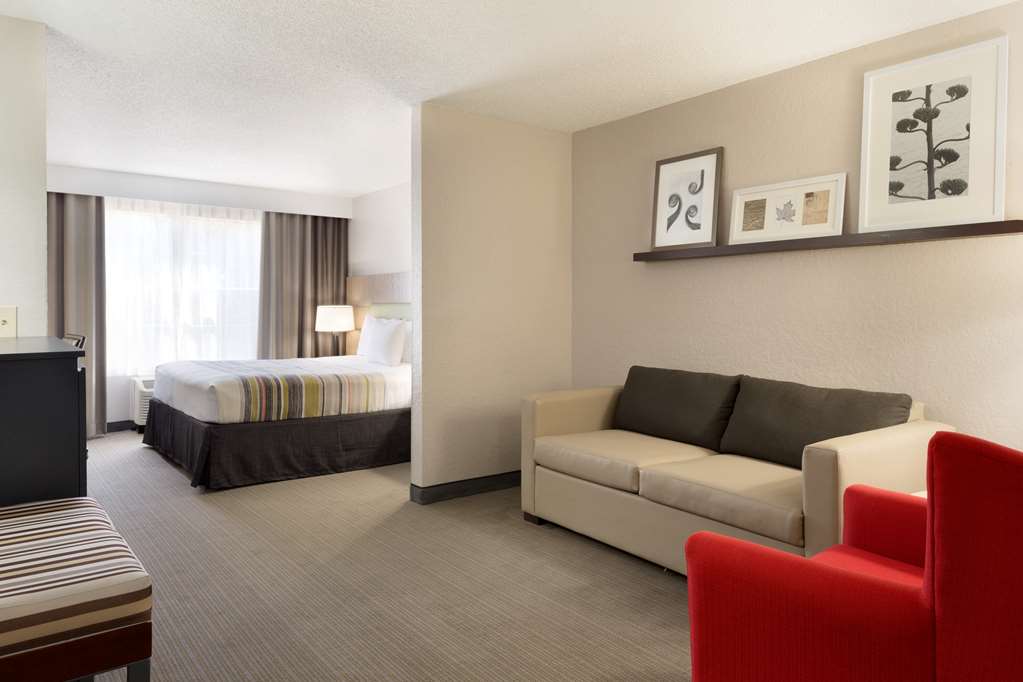 Country Inn & Suites Brunswick I-95 - thumb 4