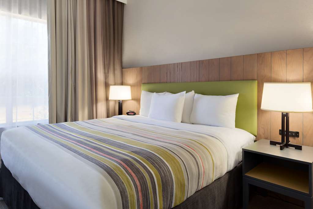 Country Inn & Suites Brunswick I-95 - thumb 10
