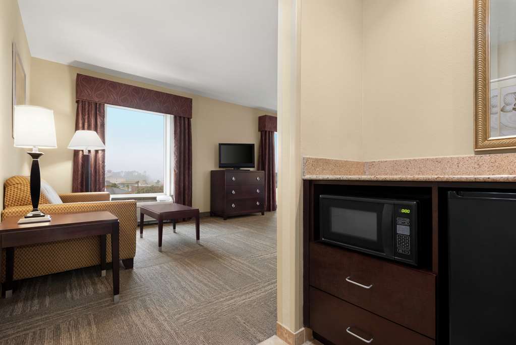 Hampton Inn & Suites Brunswick - thumb 17