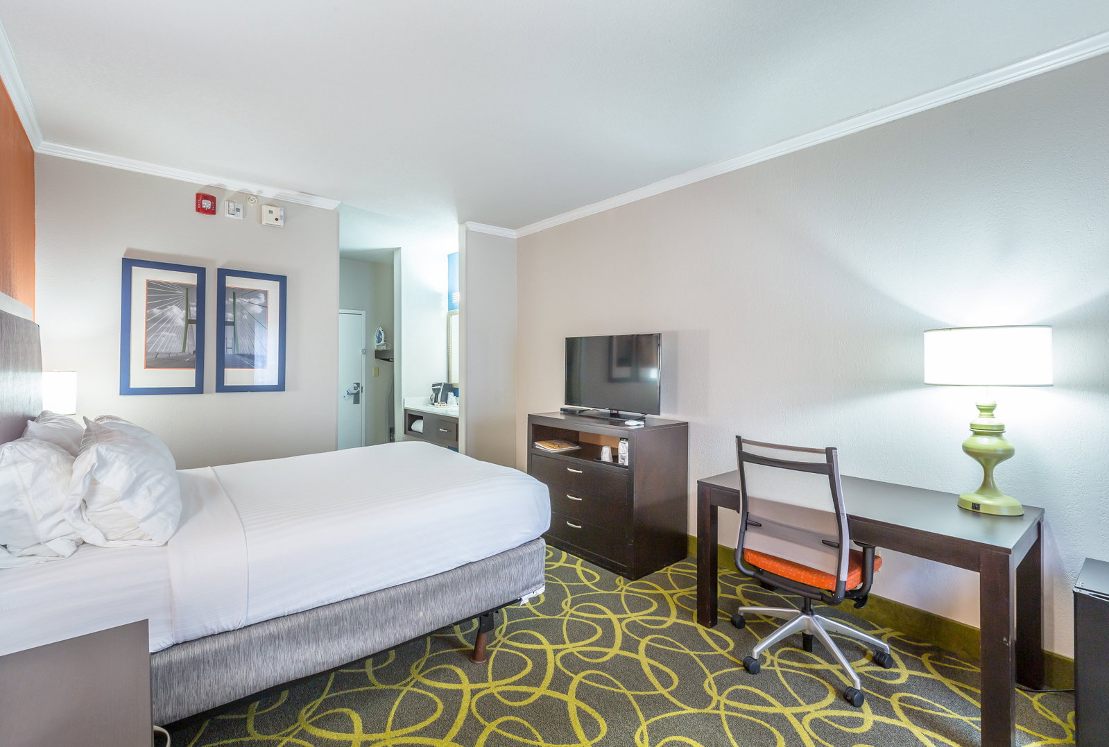 Holiday Inn Express - thumb 7