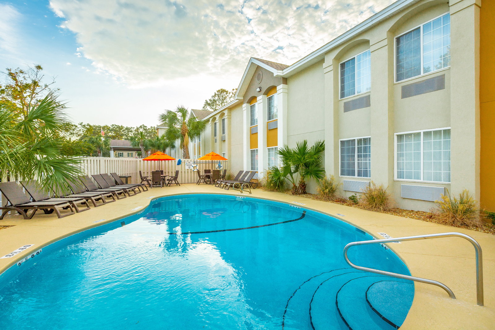 Holiday Inn Express - thumb 10