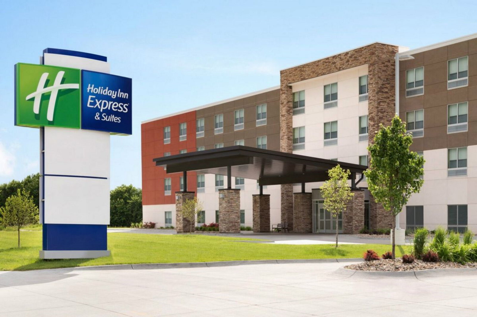 Holiday Inn Express & Suites Brunswick - thumb 1