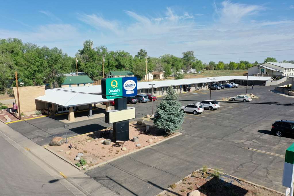 Quality Inn - thumb 1