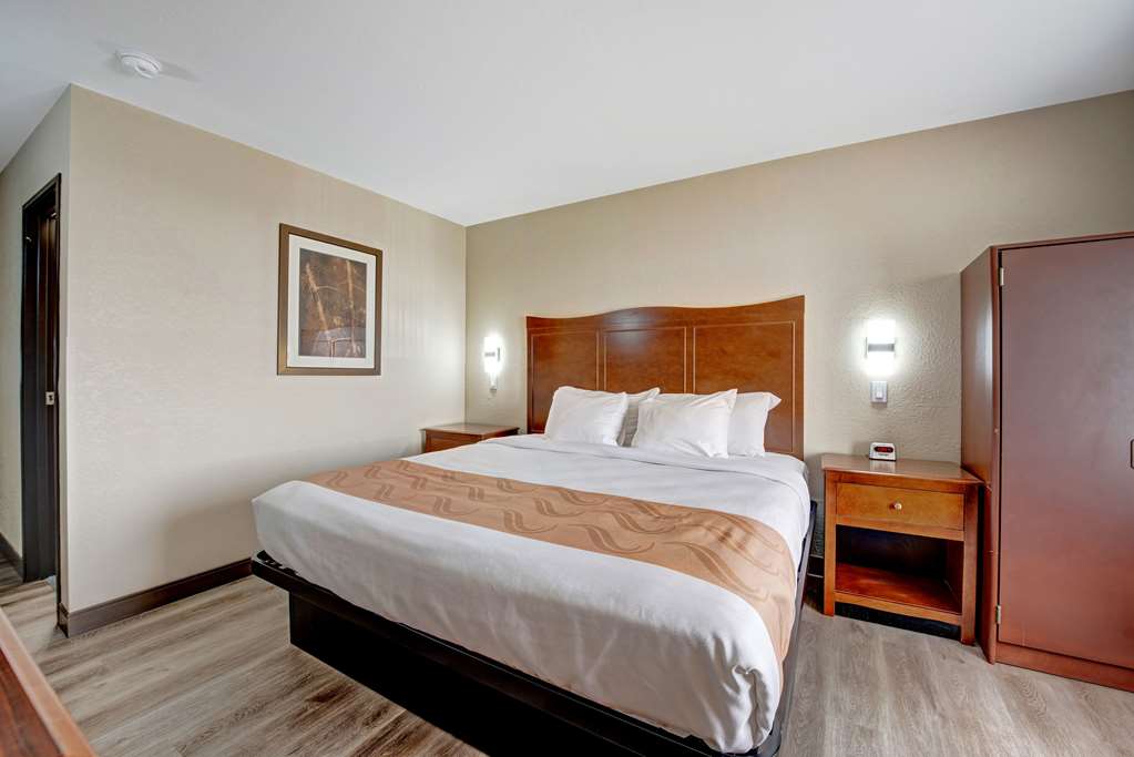 Quality Inn - thumb 9