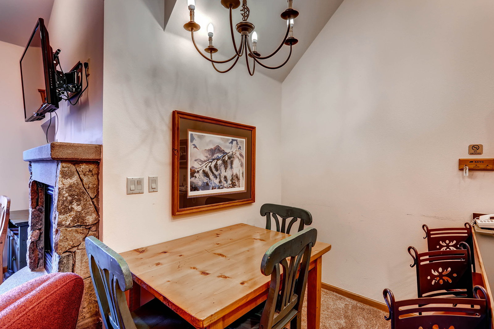 Jackpine & Black Bear Condominiums - thumb 16