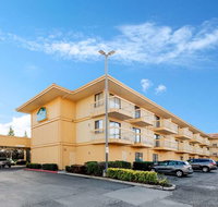 La Quinta Inn  Suites Oakland - Hayward - Accommodation Los Angeles