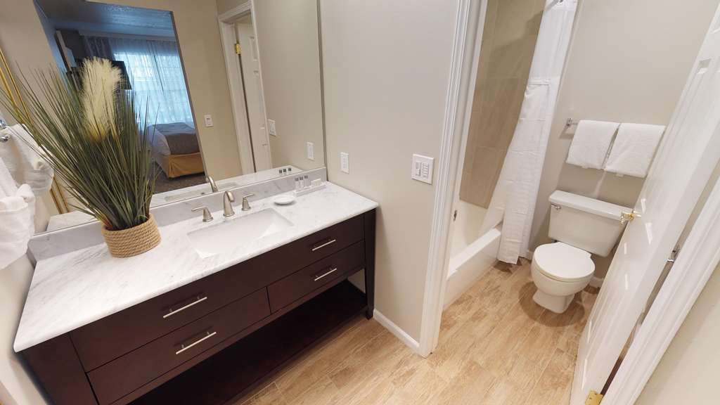 Chase Suite Hotel Newark - thumb 3