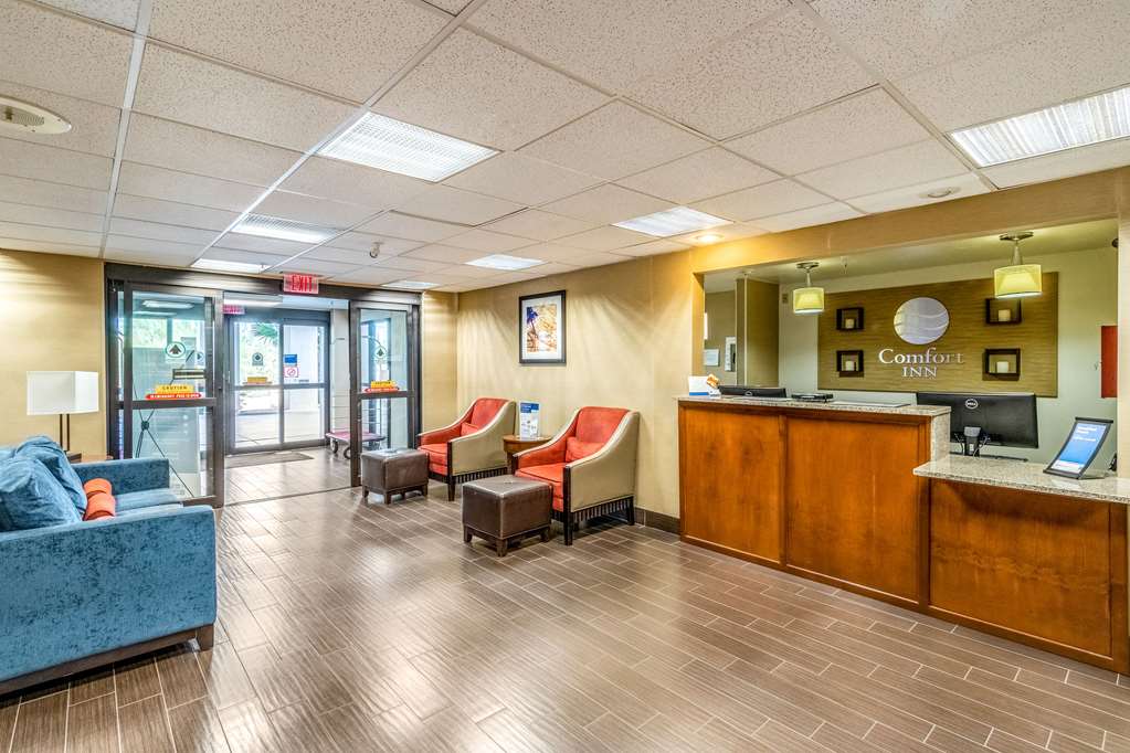 Comfort Inn - thumb 3