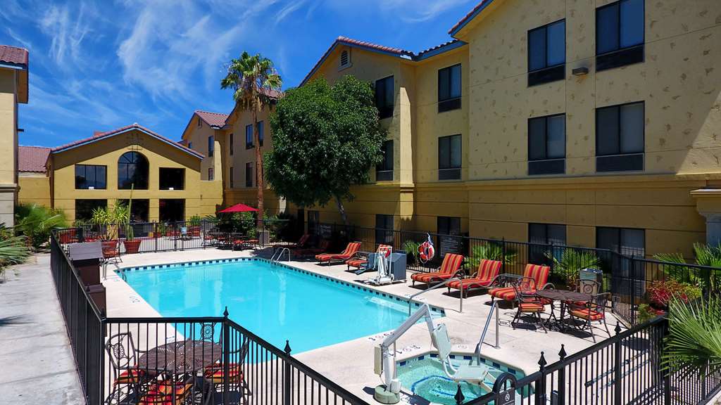 Hampton Inn & Suites Tucson Mall - thumb 10