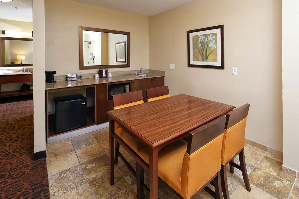 Hampton Inn & Suites Tucson Mall - thumb 16