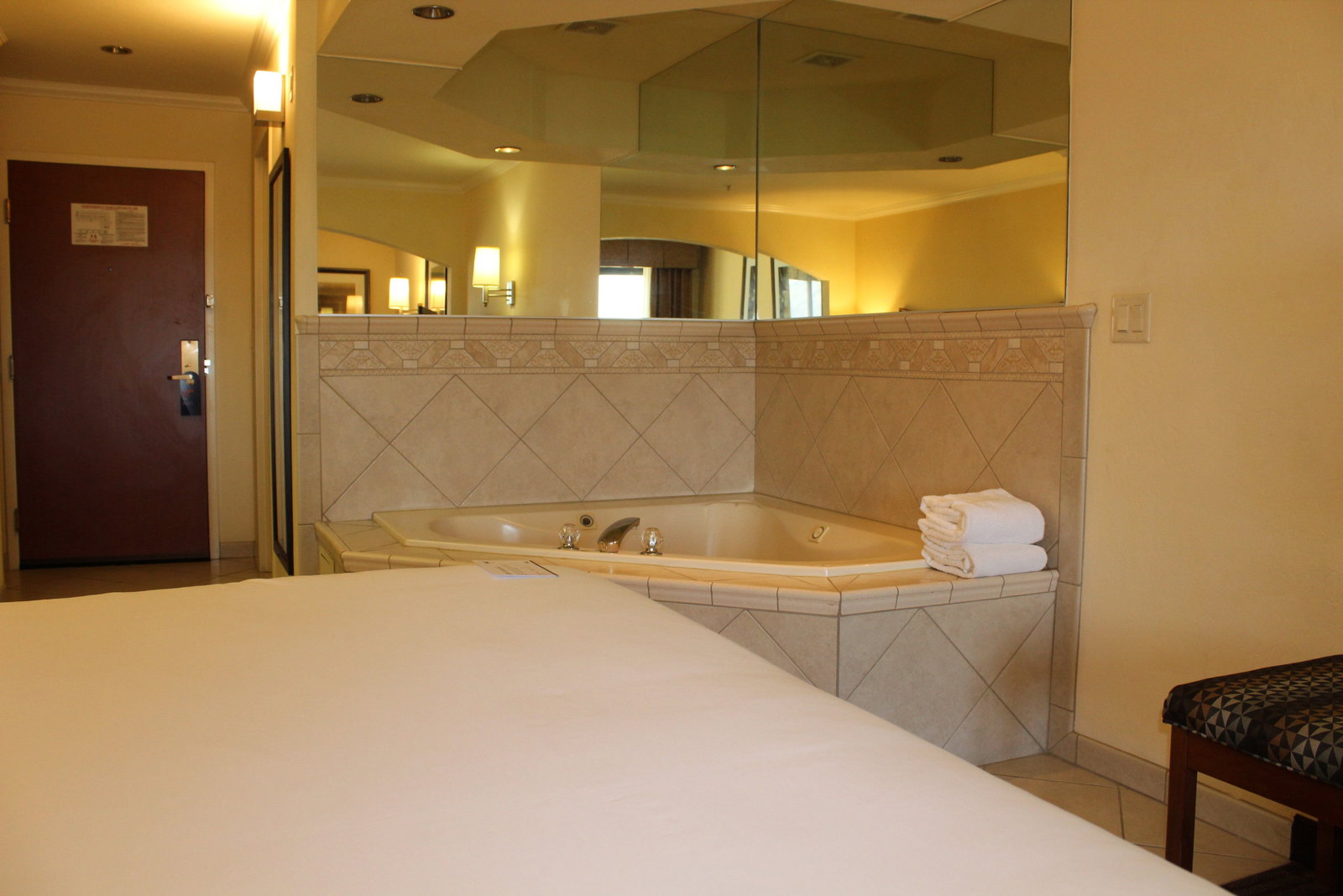 Holiday Inn Express & Suites Tucson Mall - thumb 16