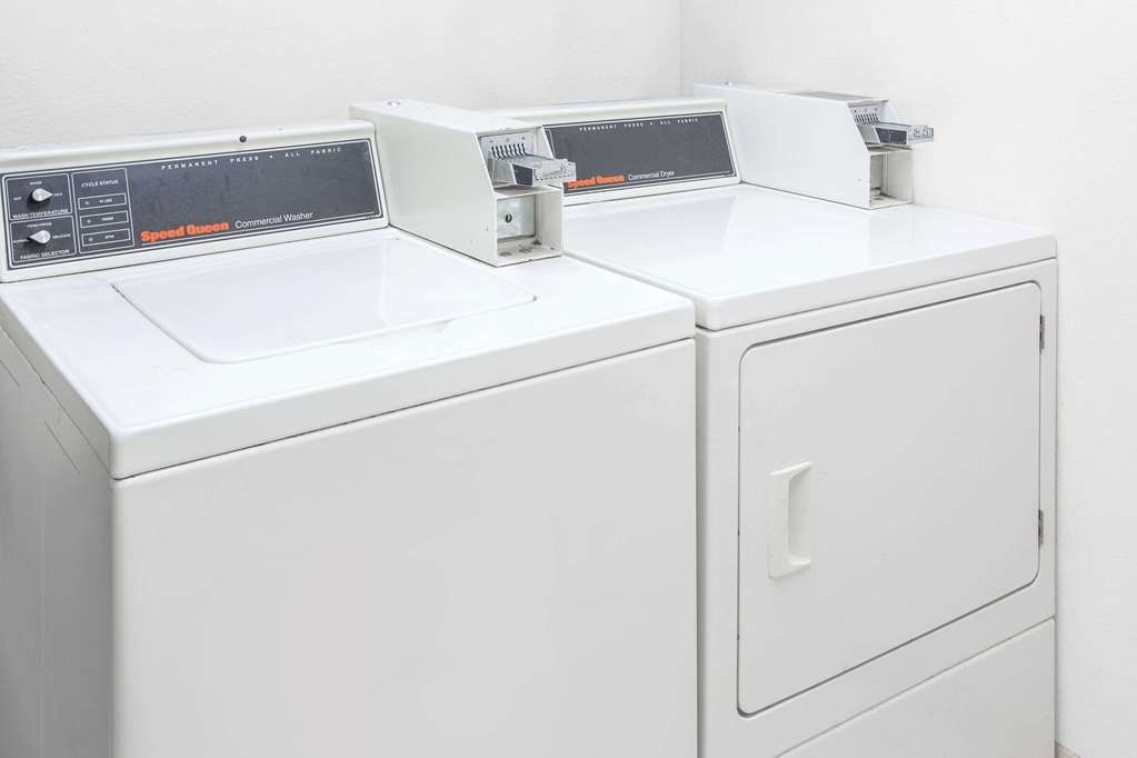 Days Inn & Suites Brinkley - thumb 13