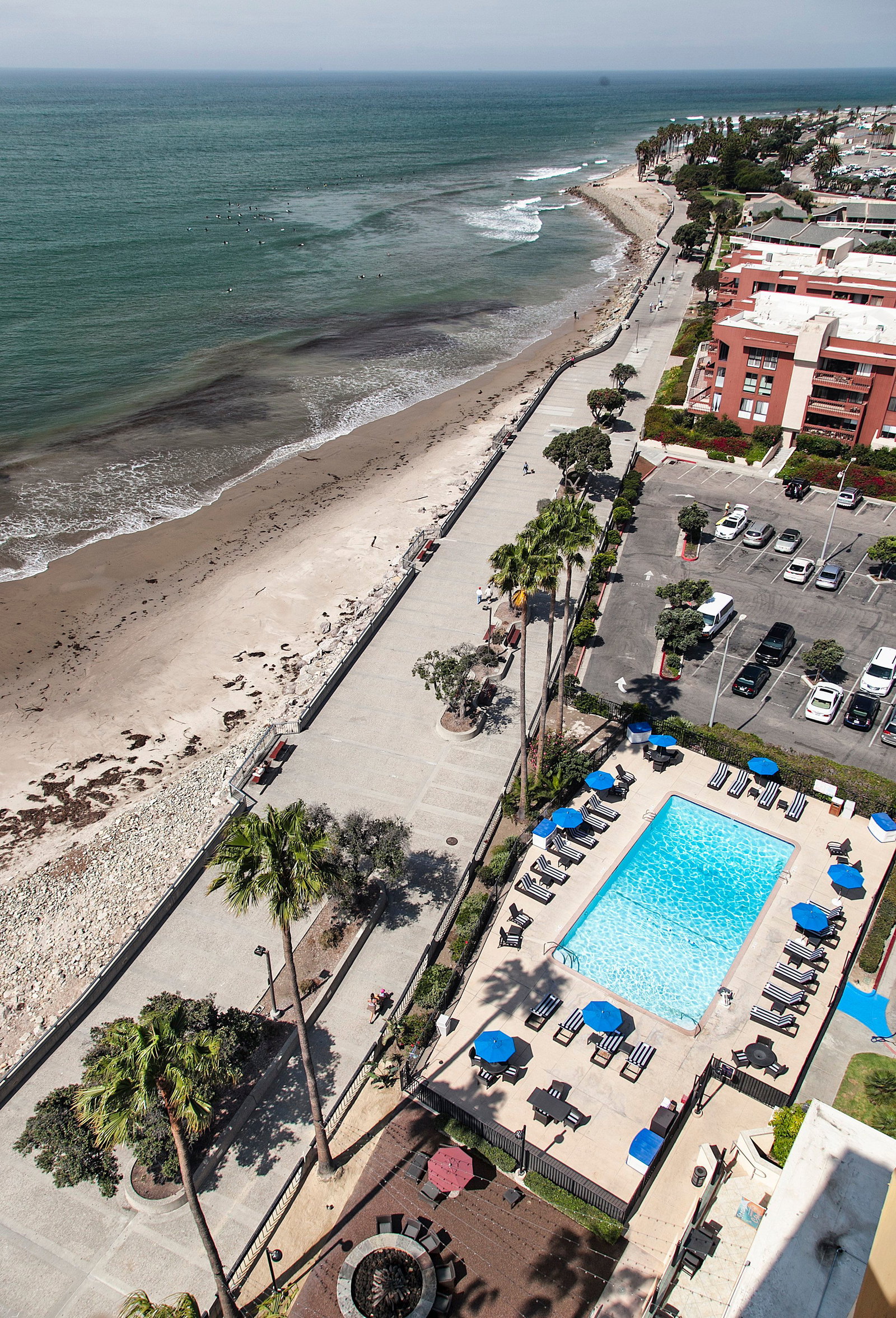 Crowne Plaza Ventura Beach - thumb 2