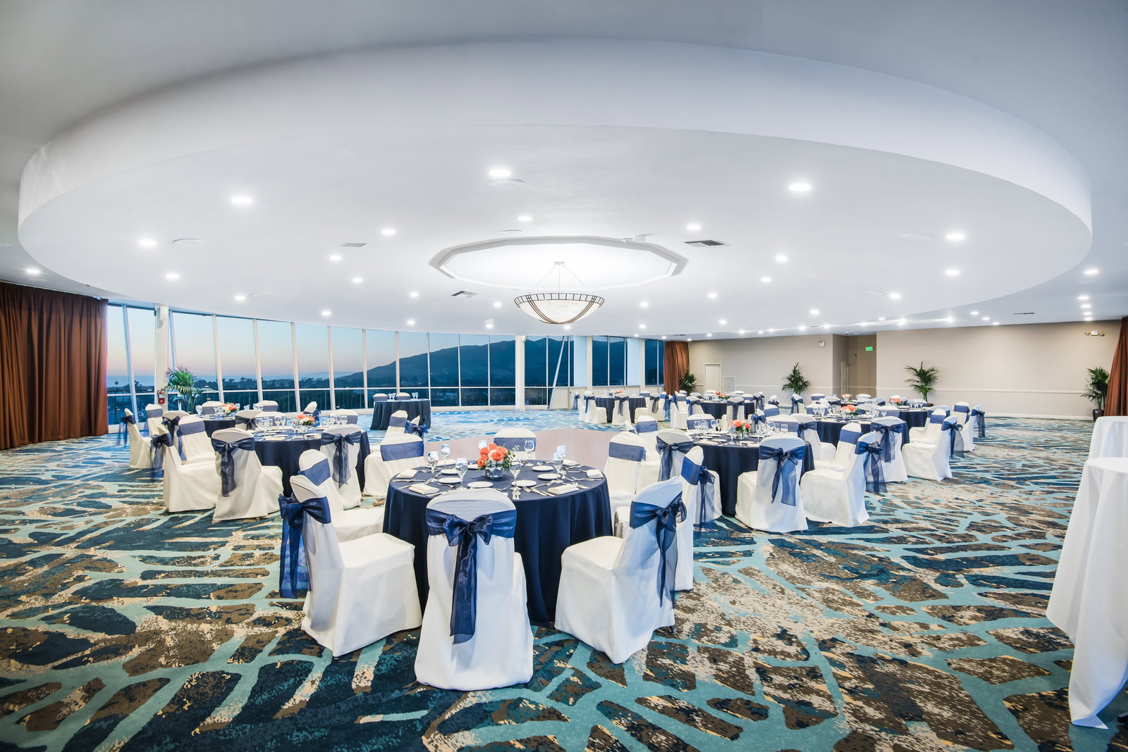 Crowne Plaza Ventura Beach - thumb 16
