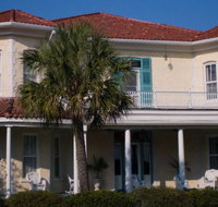 The Caldwell House - Accommodation Los Angeles