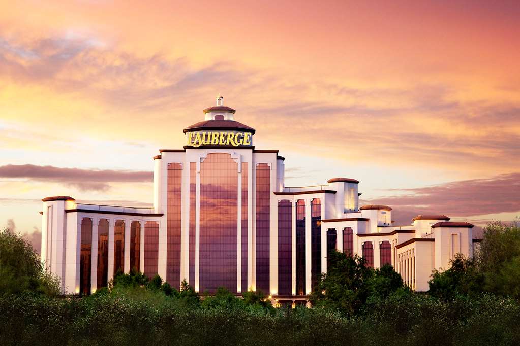 L'Auberge Du Lac Hotel & Casino - thumb 1
