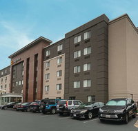 La Quinta Inn  Suites Baltimore Airport - Accommodation Los Angeles