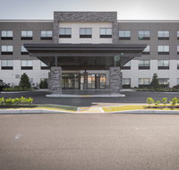 Holiday Inn Express/Suites Randolph - Accommodation Los Angeles