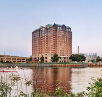 DoubleTree Suites Hotel Boston-Cambridge - Accommodation Los Angeles