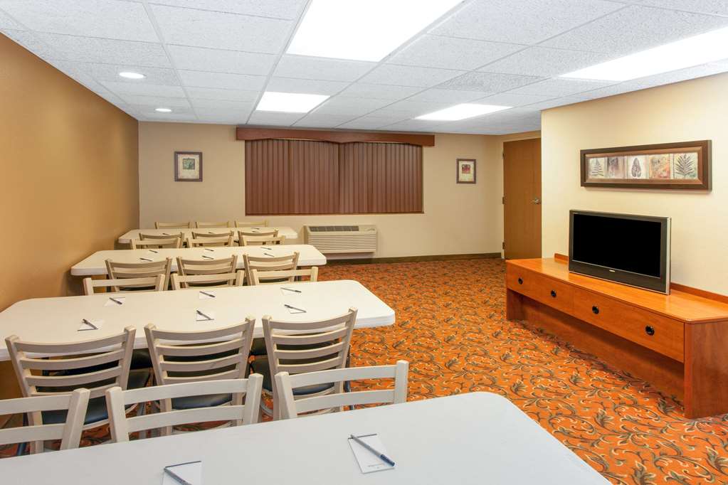 AmericInn By Wyndham Greenville - thumb 12