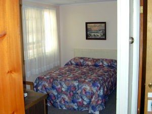 Doll's Paradise Lake Resort/Motel - thumb 2