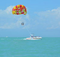 Parasailing in Key West with Professional Guide - Accommodation Los Angeles