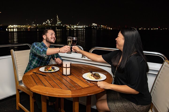 San Diego Harbor Dinner Cruise - thumb 3