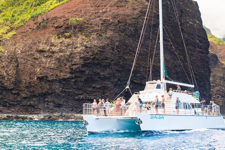 LUCKY LADY - Deluxe Na Pali Sunset Snorkel Tour - thumb 5
