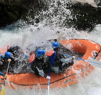 Full-Day Whitewater Rafting Trip on Middle Fork from Auburn Class 3-4 - Accommodation Los Angeles