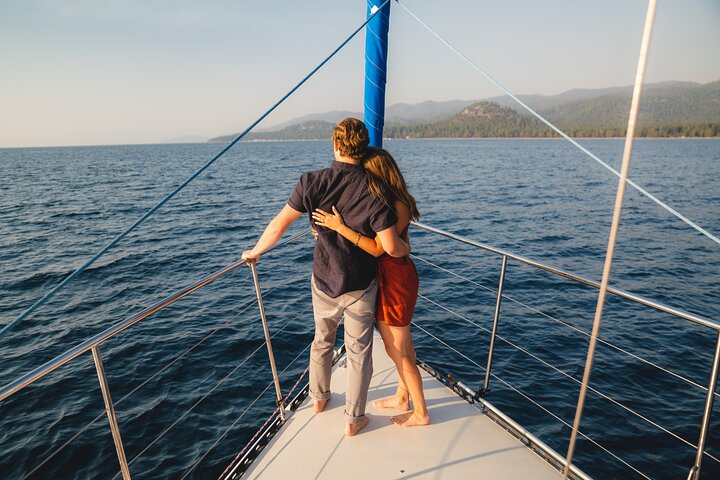 2 Hour Sailing Cruise On Lake Tahoe