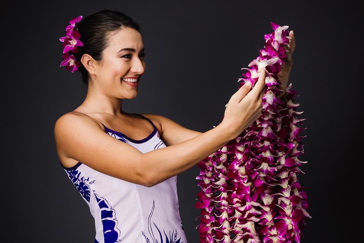 Orchid Airport Lei Greeting (Maui, Kahului Airport, OGG)