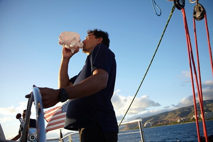 Sailing By Catamaran On The Kona Coastlines - thumb 0