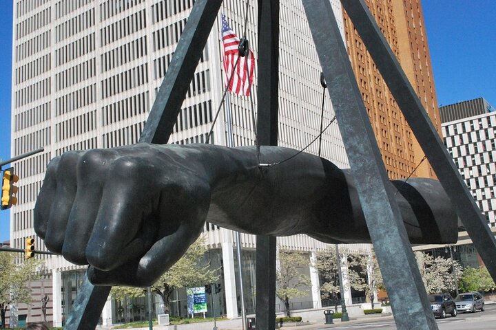 Detroit Scavenger Hunt: Roll Through Motor City - thumb 1